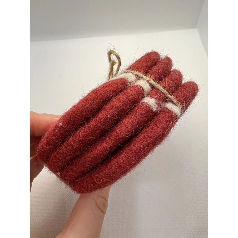 Handmade Red‎ Felt Coasters Set Of 4 Merry Design Wool Felt Round Christmas